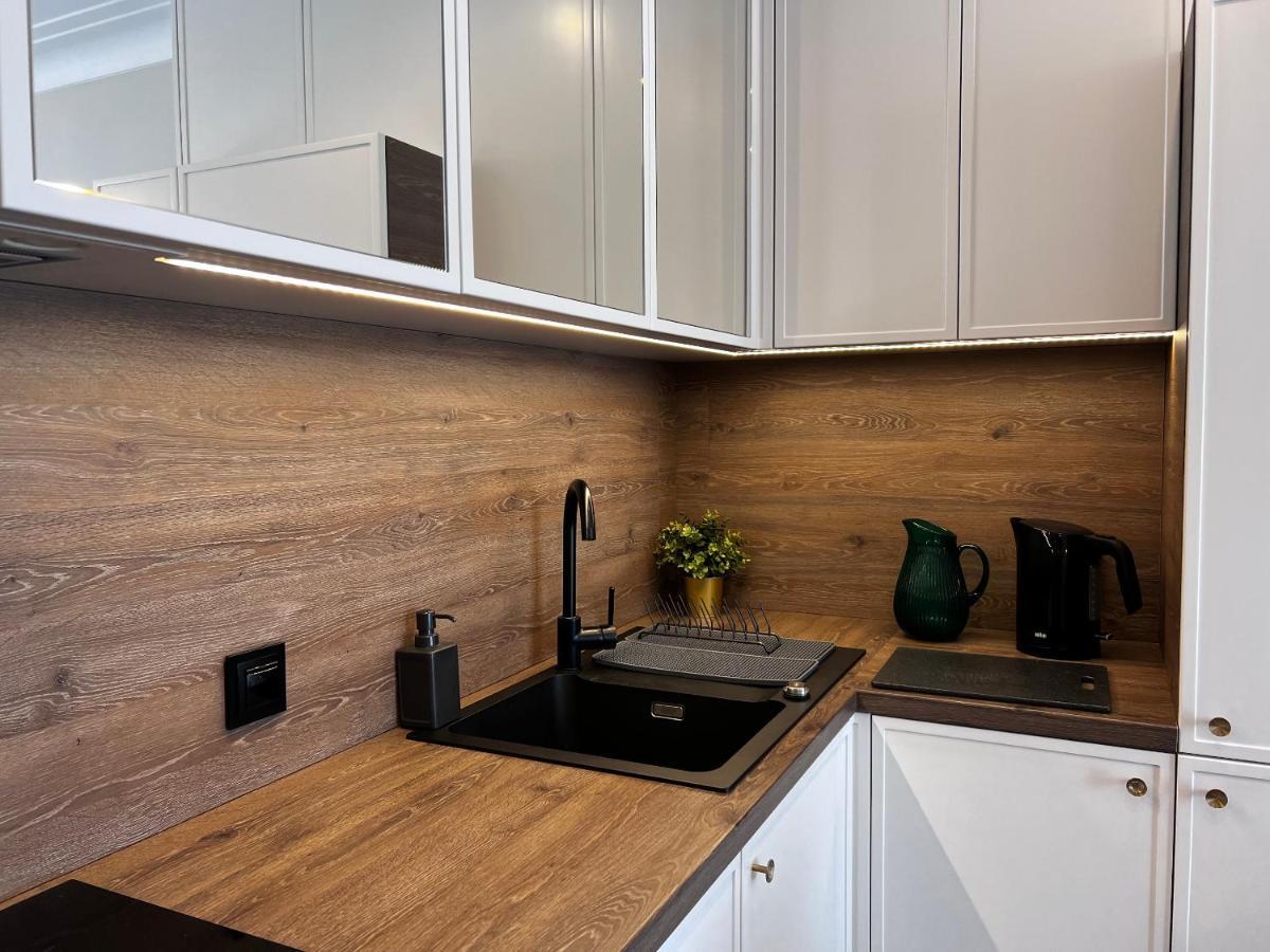 Nr 12 Europa22 Exclusive Z Garazem Podziemnym Apartment Tomaszow Mazowiecki Bagian luar foto