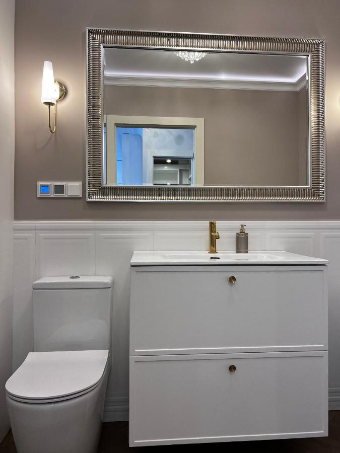 Nr 12 Europa22 Exclusive Z Garazem Podziemnym Apartment Tomaszow Mazowiecki Bagian luar foto